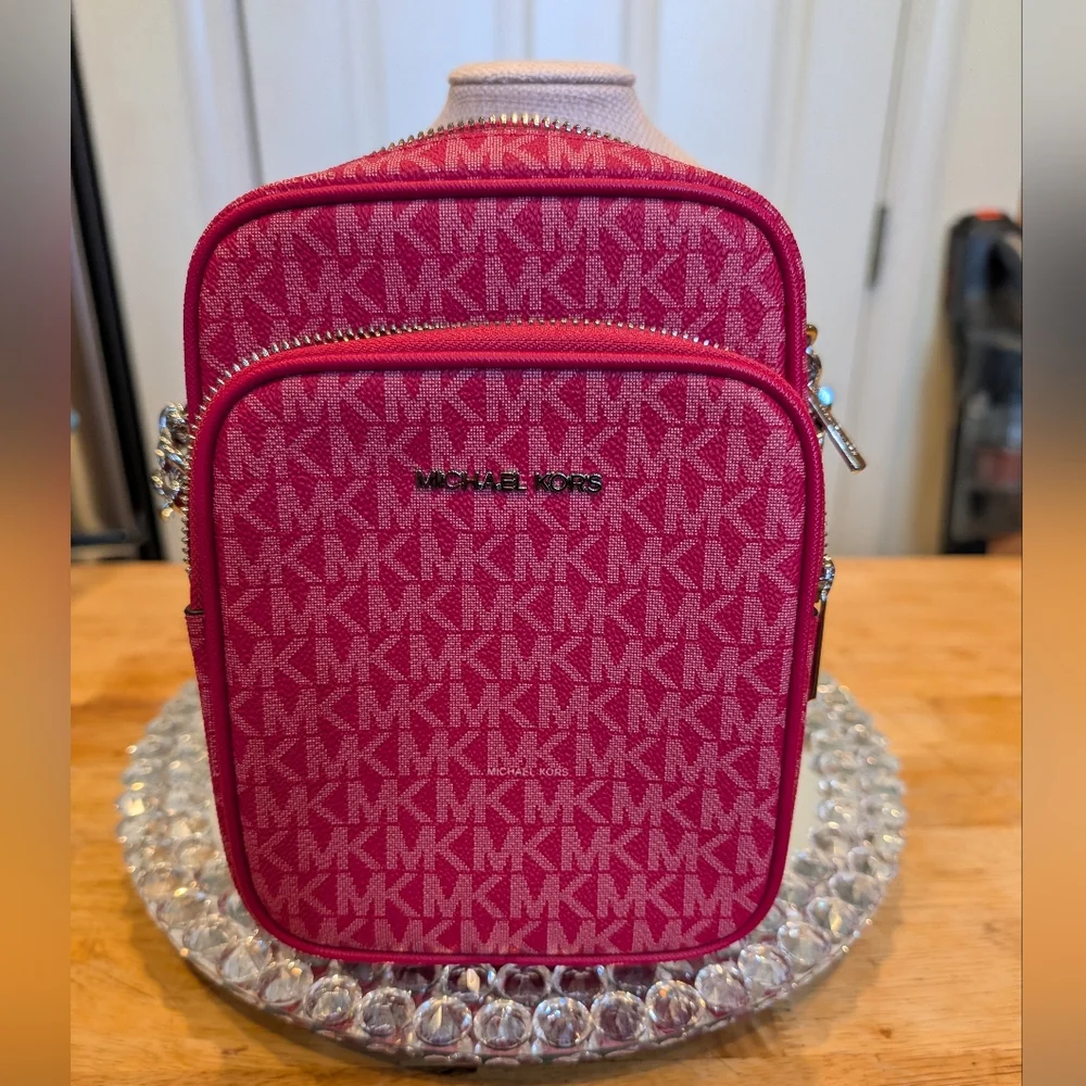 MICHAEL KORS Jet Set Travel Medium Signature Logo Crossbody NWT